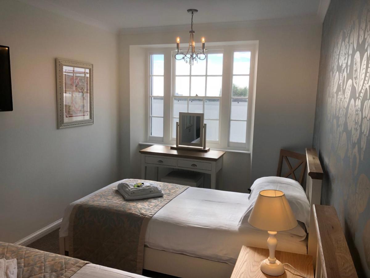 Almorah Hotel Saint Helier Jersey Екстериор снимка