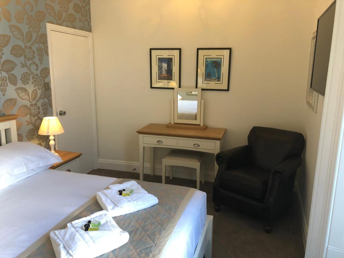 Almorah Hotel Saint Helier Jersey Екстериор снимка