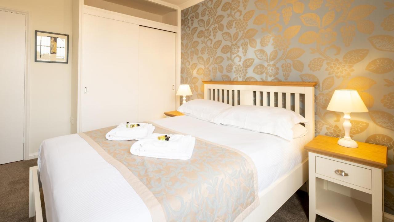 Almorah Hotel Saint Helier Jersey Екстериор снимка