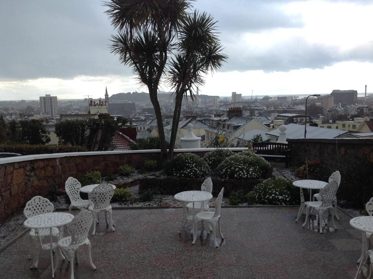 Almorah Hotel Saint Helier Jersey Екстериор снимка