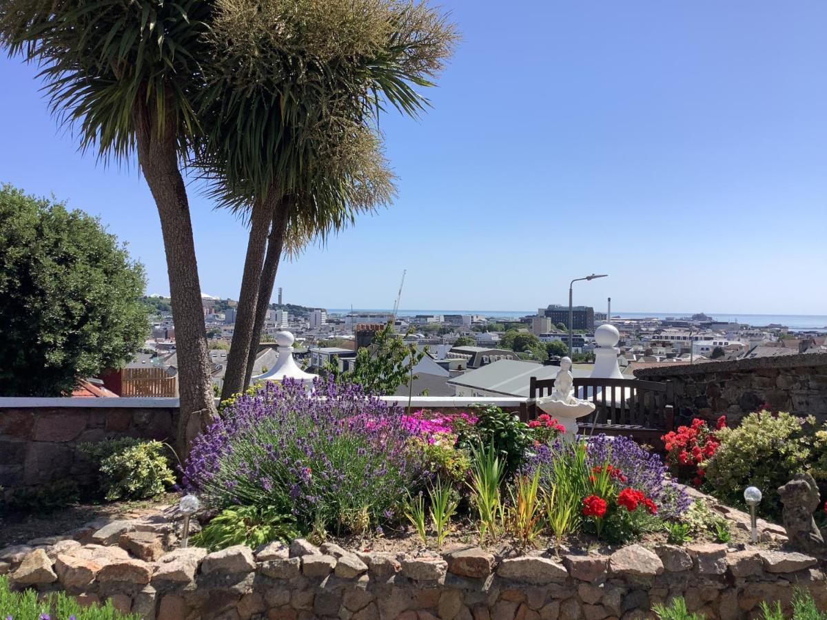 Almorah Hotel Saint Helier Jersey Екстериор снимка